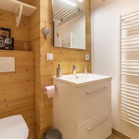 Les Gourgs Blancs - 80m Des Pistes - 6 Personnes * Génos